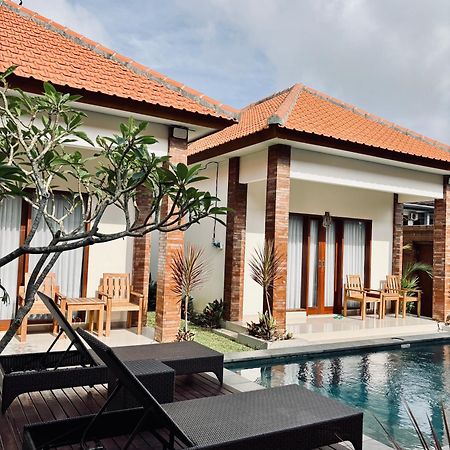 Kampana Homestay Uluwatu Exteriör bild