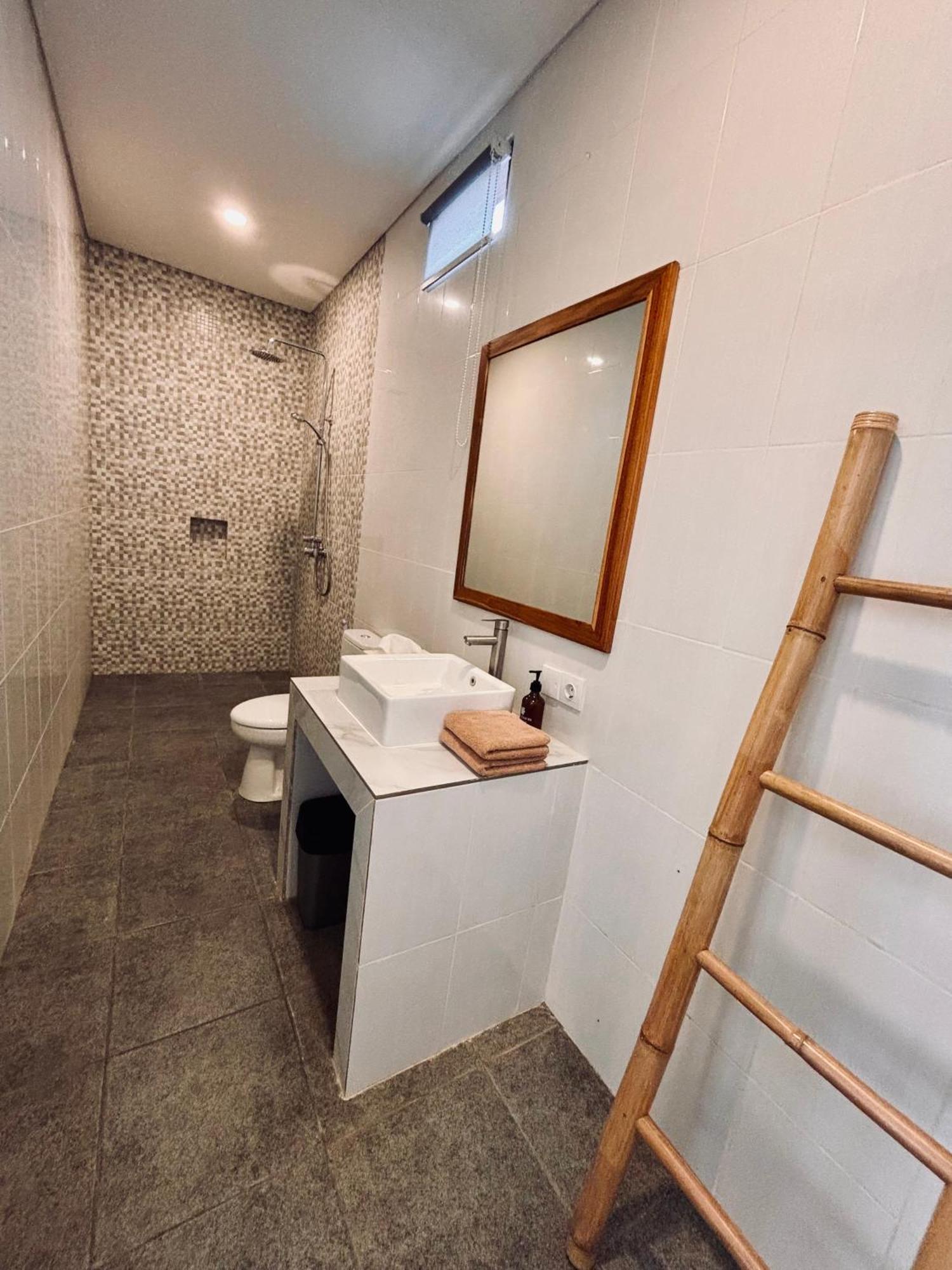 Kampana Homestay Uluwatu Exteriör bild